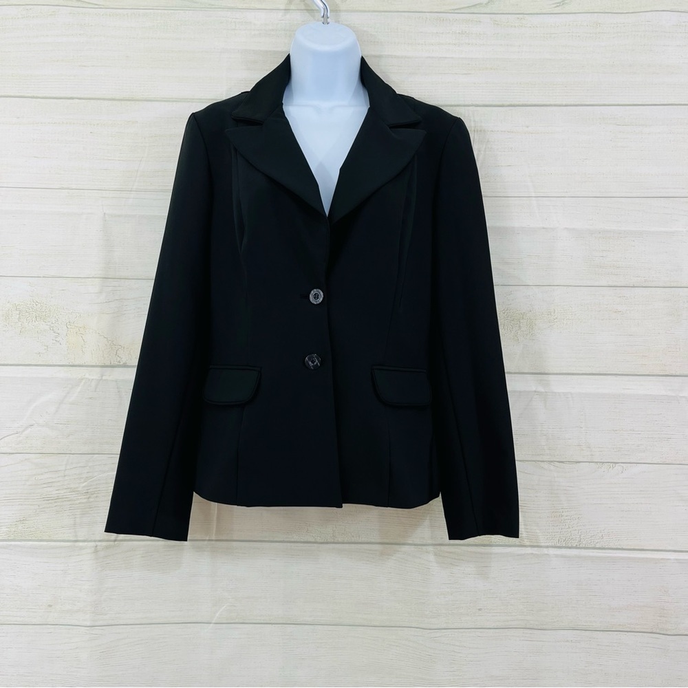 Bisou Bisou Black Buttton Light Weight Blazer